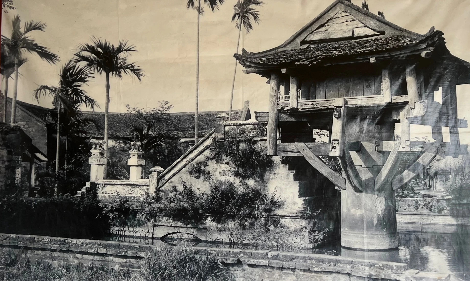 One Pillar Pagoda, Hanoi